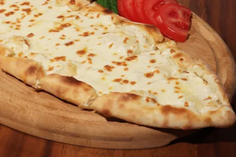 Kaşarlı Pide - Taşfırın Eyvan Tuzla