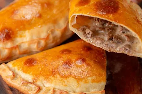 Kavurmalı Kaşarlı Pide - Taşfırın Eyvan Tuzla